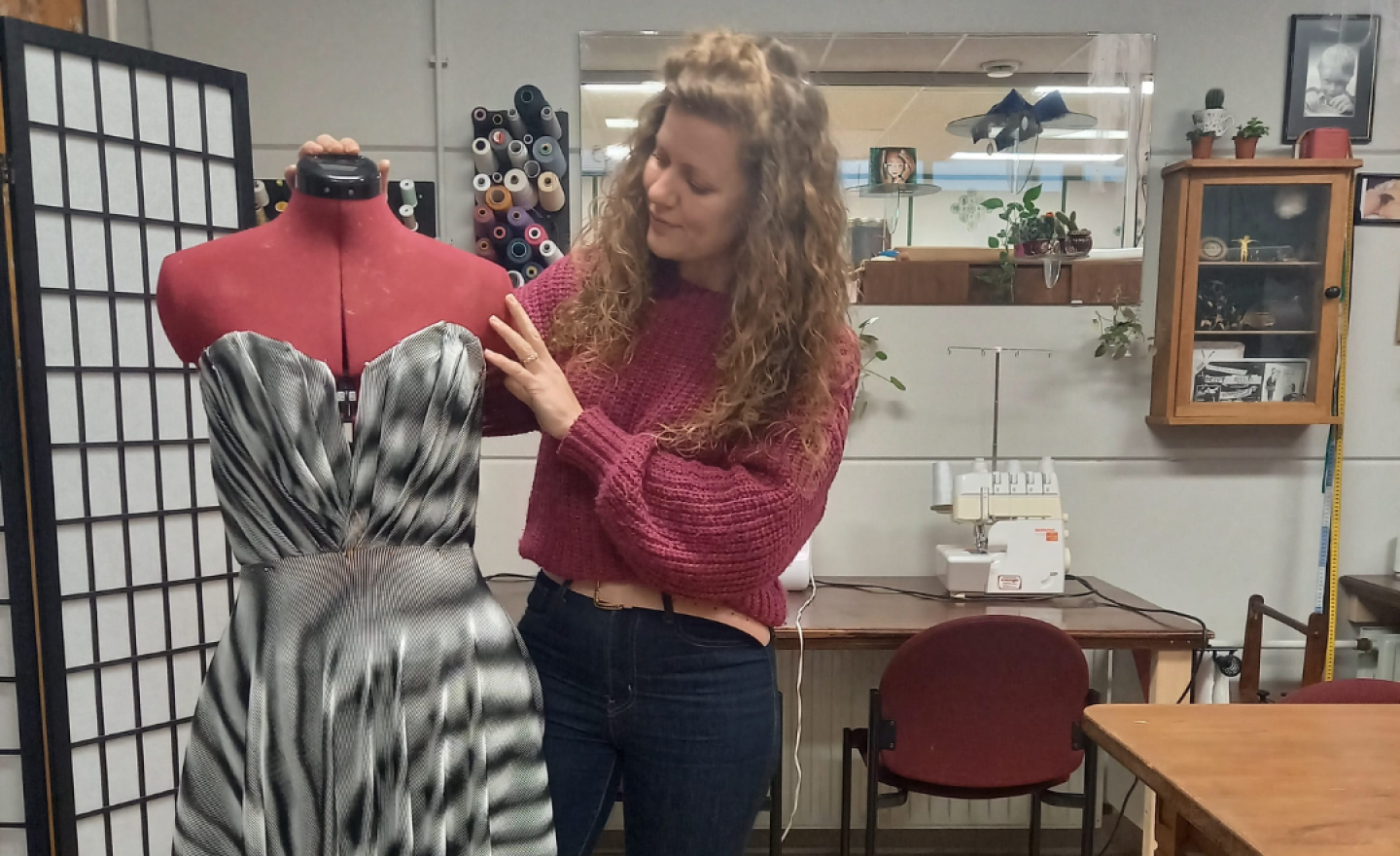 Lotte op het atelier