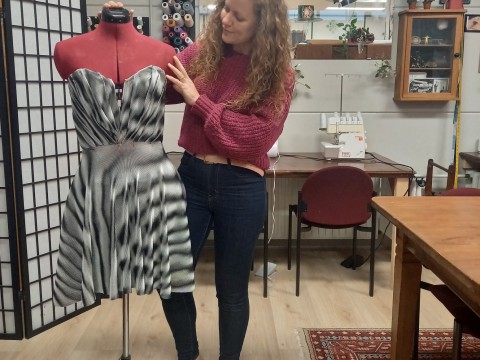 Lotte Jansen in haar atelier